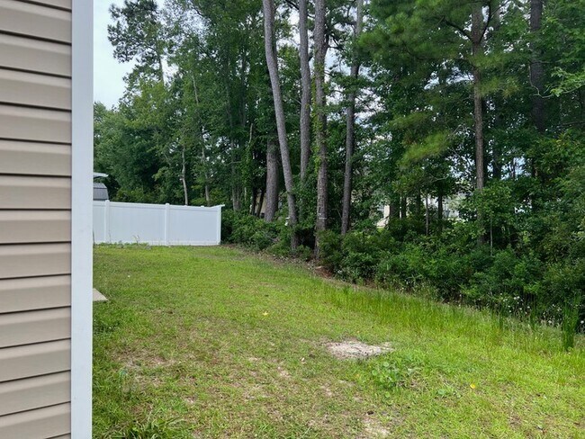 Building Photo - Impeccable 4 Bedroom Home in Little River, SC