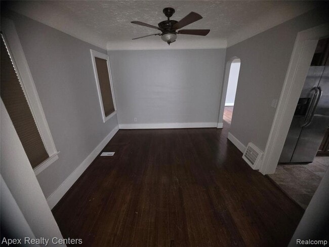 Building Photo - 6444 Coleman St