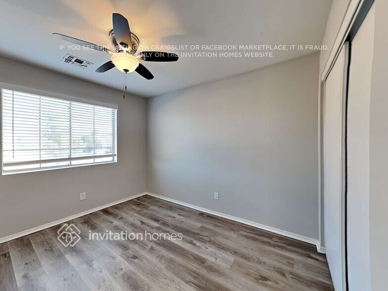 Building Photo - 136 S 111th St