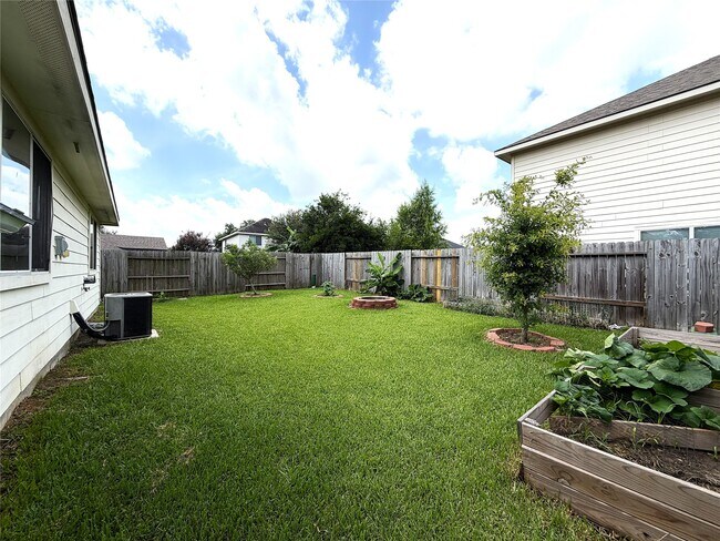 Building Photo - 4719 Cypress Dawn Ln