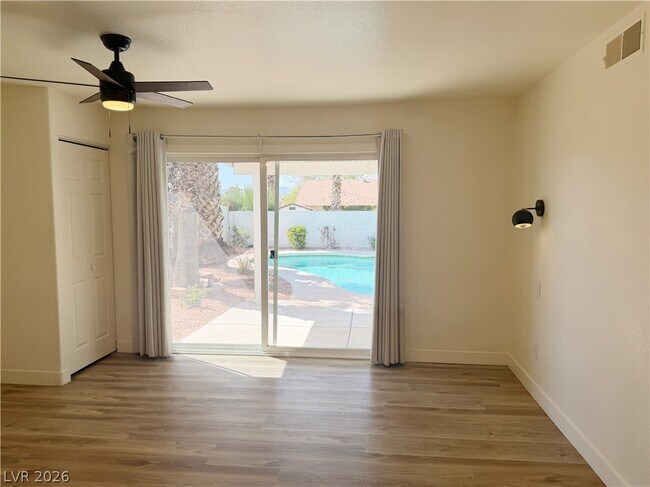 Building Photo - 3989 Briarcrest Ct