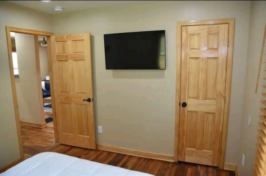 Building Photo - 1917 Taylor Ave