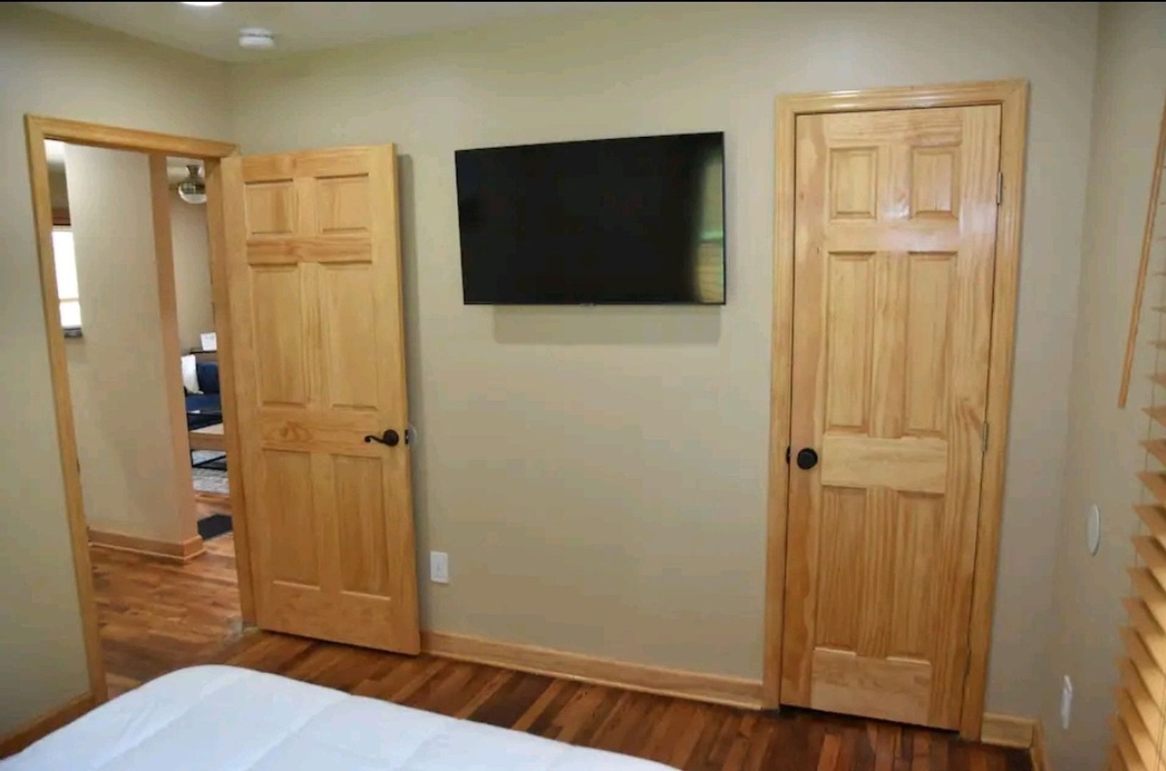 Building Photo - 1917 Taylor Ave