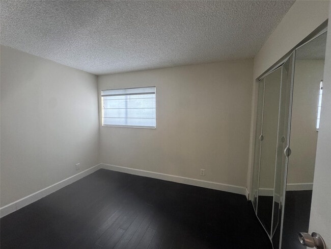 Building Photo - 8750 N Sherman Cir