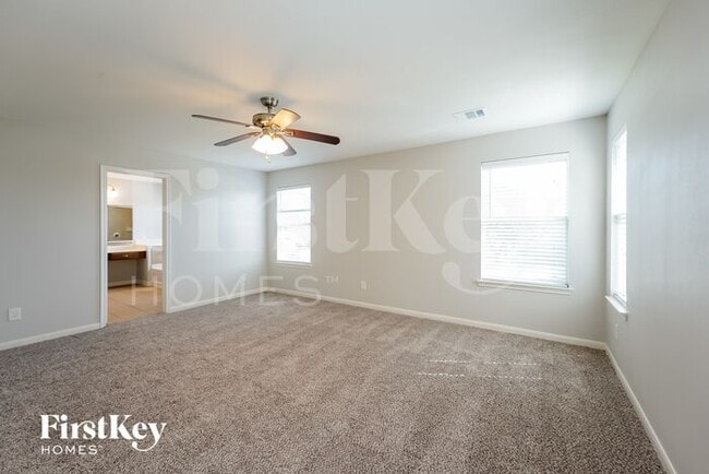 Building Photo - 18715 White Barnwood Ct