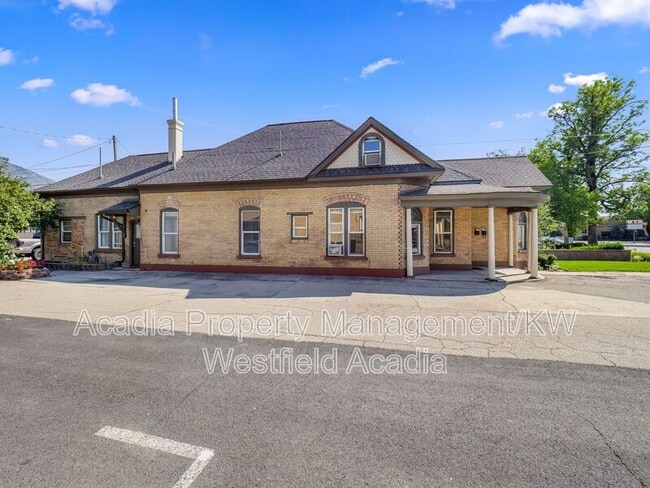 Building Photo - 256 N 500 W