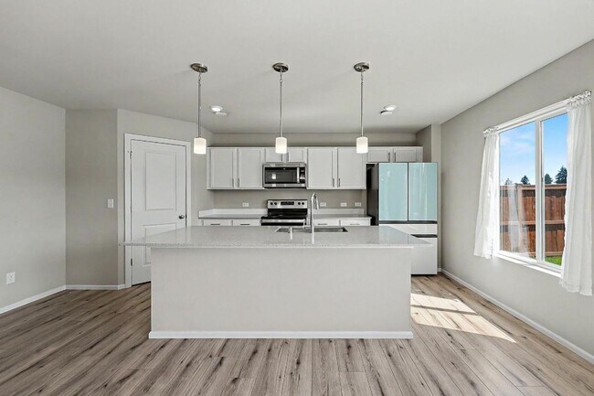Building Photo - 15065 Iverson Lp SE