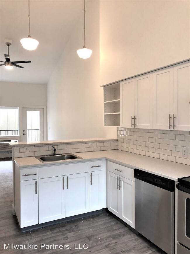 Primary Photo - 7510 SE Milwaukie Ave