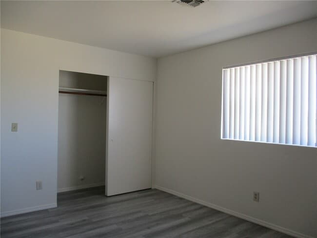 Building Photo - 5080 La Calzada