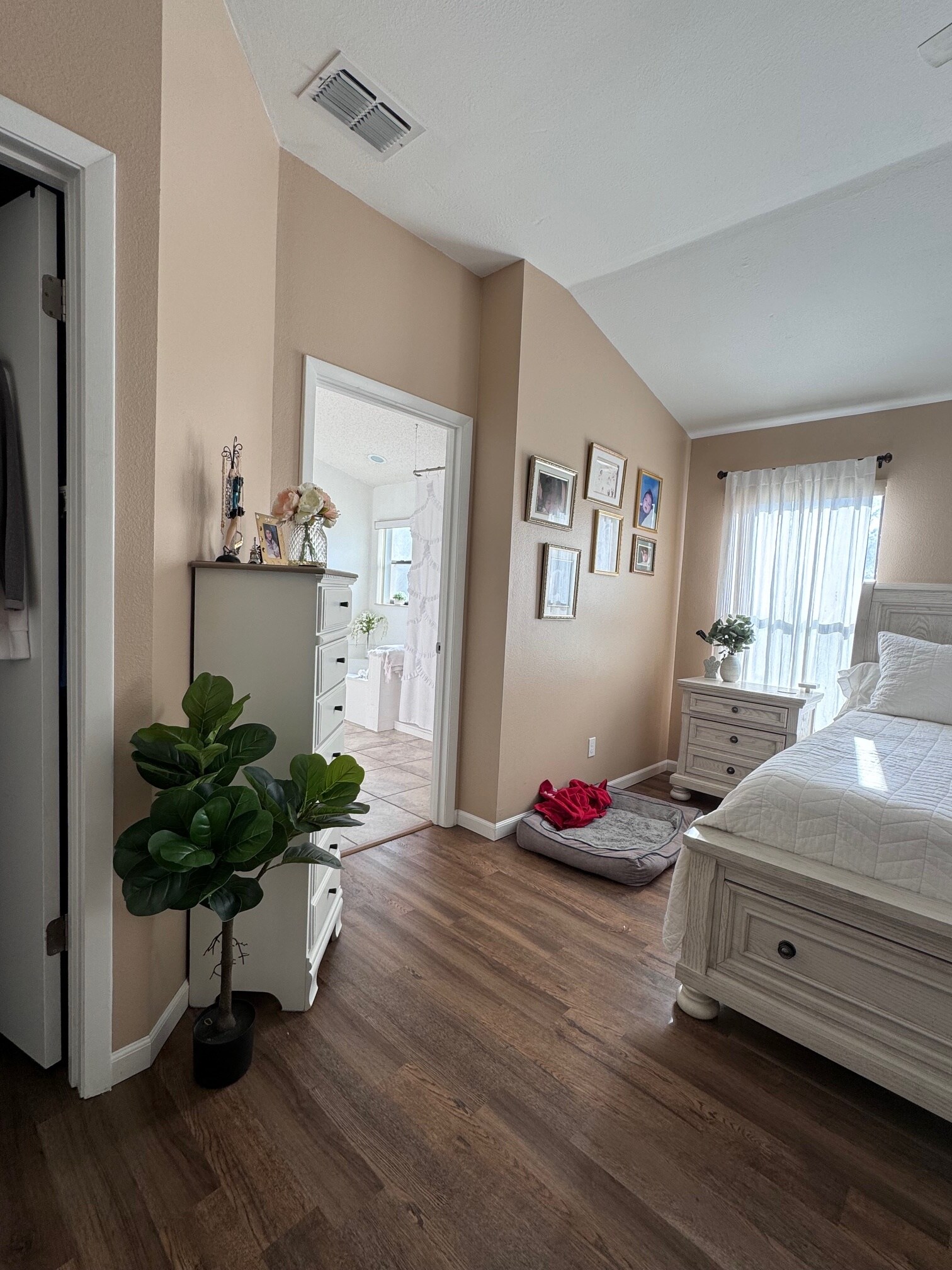 Building Photo - 8605 Otter Creek Ct