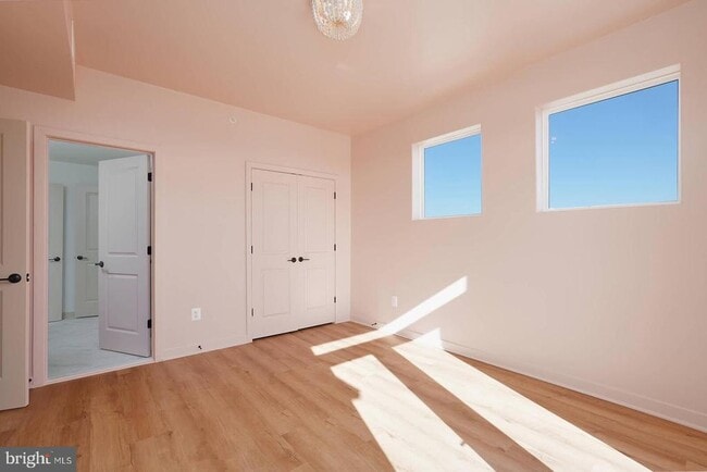 Building Photo - 710 Iron Frg Rd