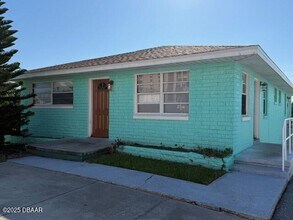 Building Photo - 3824 S Atlantic Ave