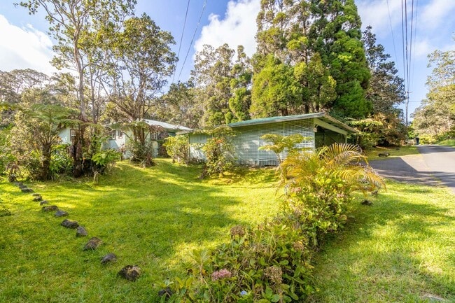 Primary Photo - Charming 2 Bedroom / 1 Bath Cottage in Cool Volcano