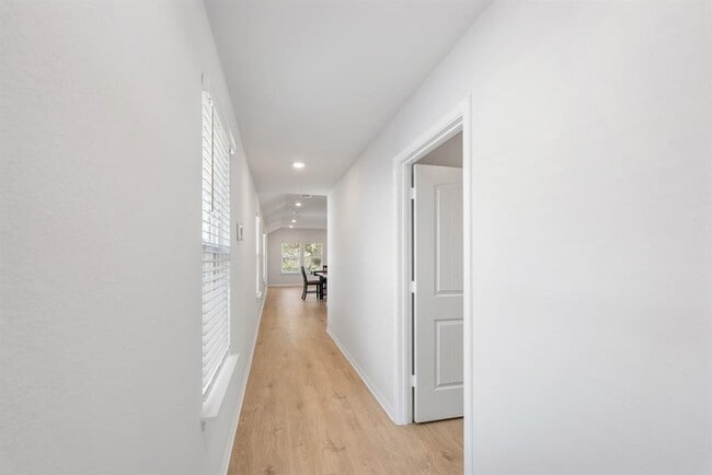 Building Photo - 177 Grey Slate Ave