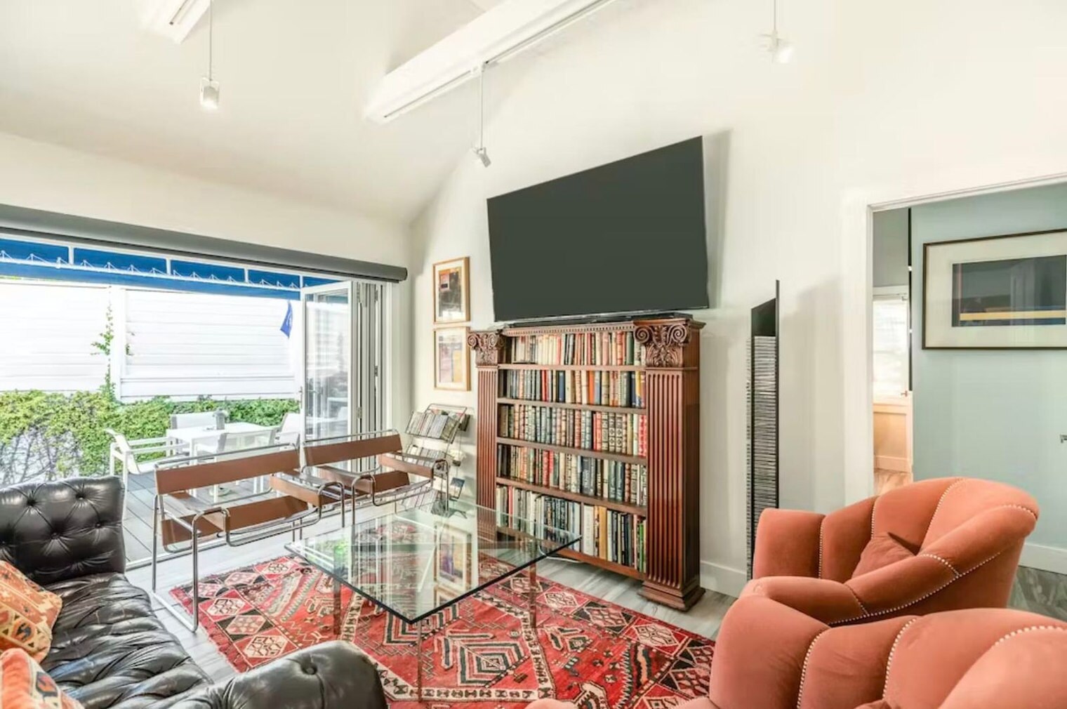 Building Photo - 629 Elizabeth St