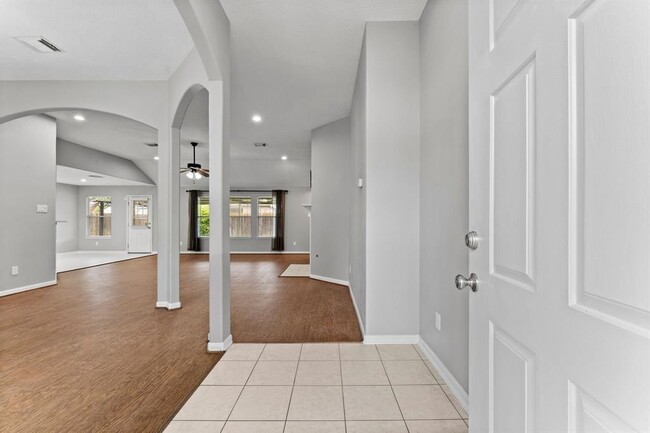 Building Photo - 21322 Hannover Pines Dr