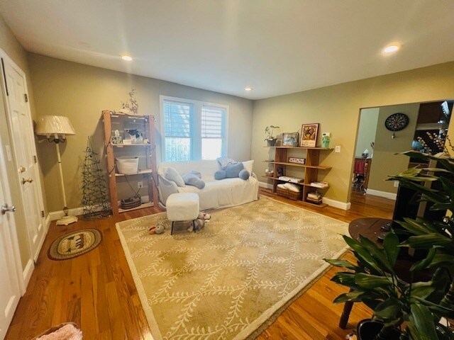 Primary Photo - 7 Rice St