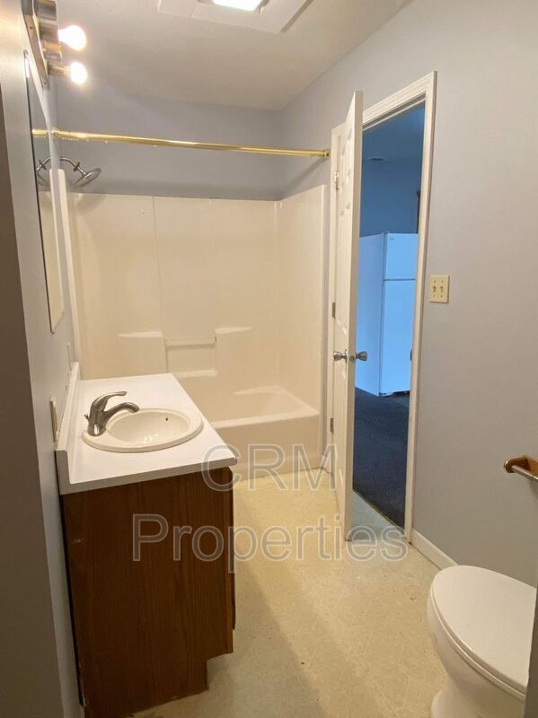 Building Photo - 522 Naphew Ln