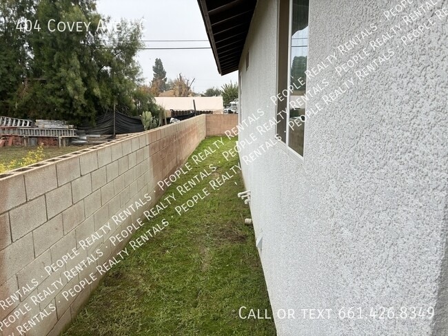 Building Photo - 404 Covey Ave