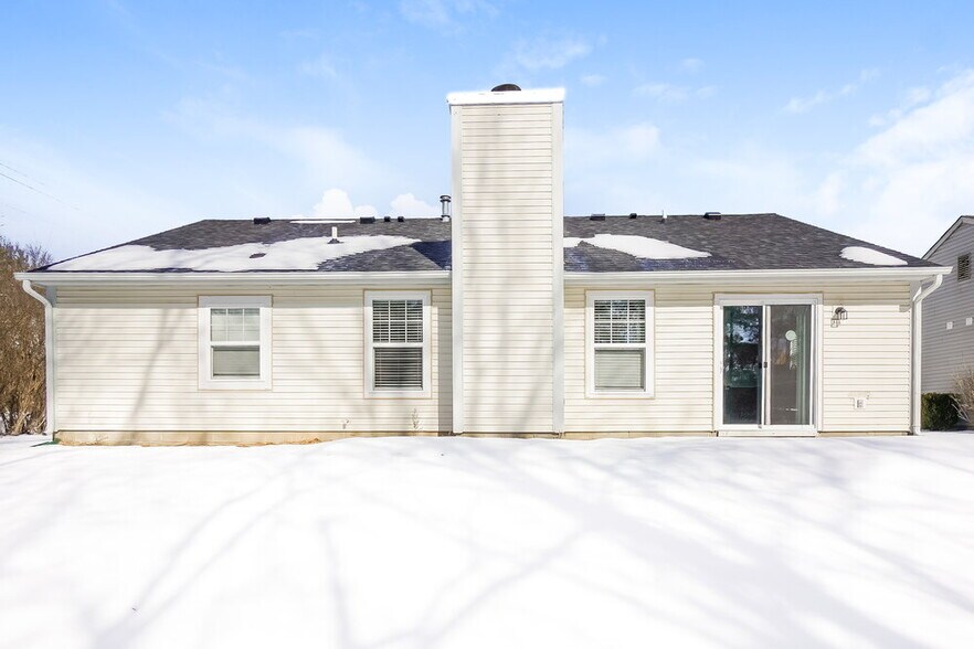 Building Photo - 957 Country Ln