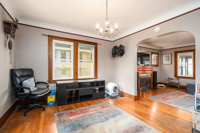 Building Photo - 1132 California St NW