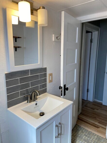 Building Photo - 1684 Harrison St