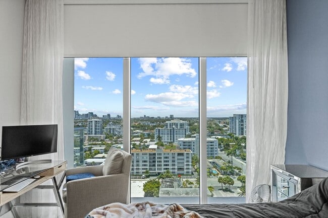Building Photo - Luxury Beachfront Living at Its Finest – Fully Furnished Condo in Prime Fort Lauderdale Location!
