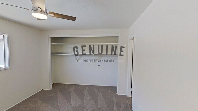 Building Photo - 1415 Cameo Ln