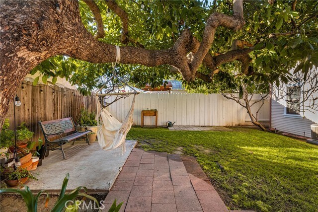 Building Photo - 243 N Grand St