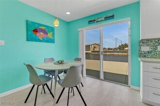 Building Photo - 2567 Cay Cove