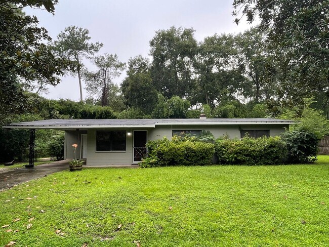 Building Photo - 1410 NW 55 Ter