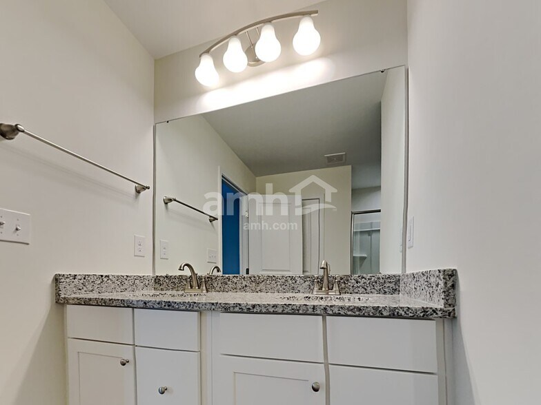 Building Photo - 5309 Cairo Ct