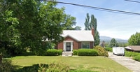 Building Photo - Spacious 2 Bd Main Level Duplex