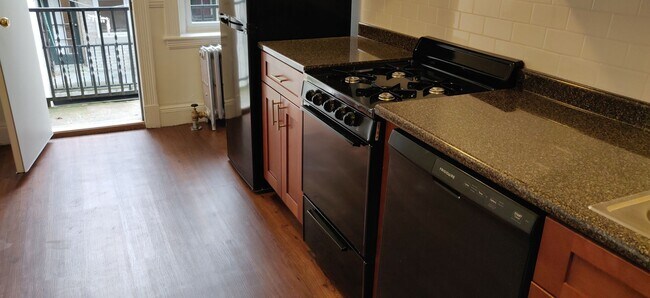 Building Photo - No Brokers Fee, No Security Deposit, Heat, Hot Water Included, Laundry on a Site