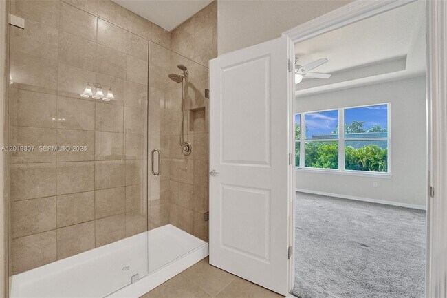 Building Photo - 4764 Eucalyptus Dr