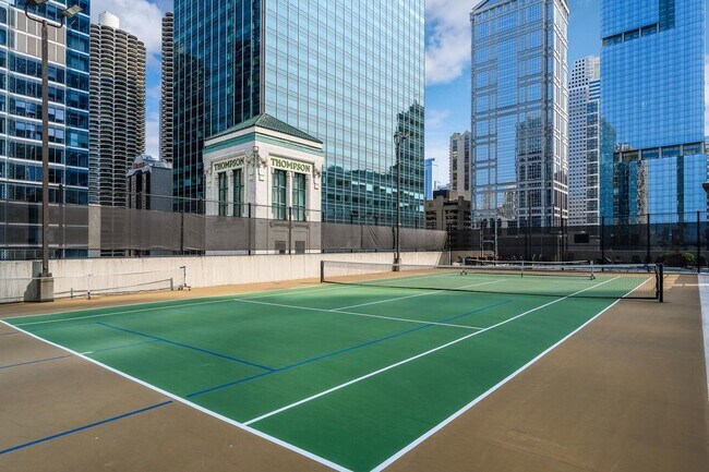 Building Photo - 345 N La Salle Dr