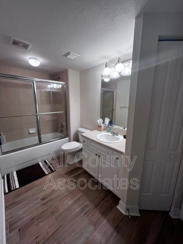 Building Photo - 4516 Seagull Dr