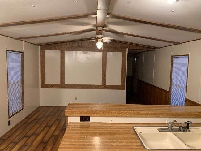 Building Photo - Haughton Peaceful Pines 2 Bed 1 Bath