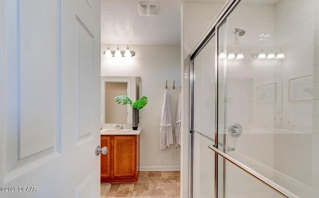 Building Photo - 6 Bella Vita Way