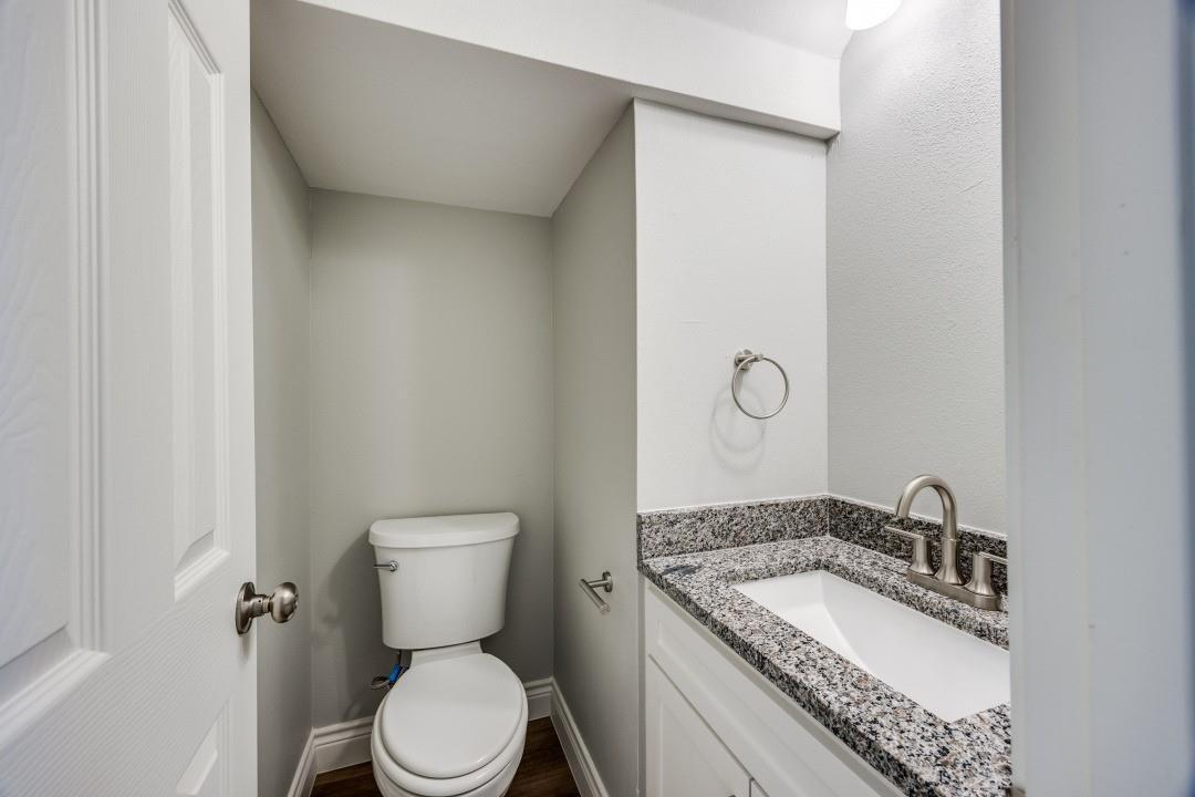 Building Photo - 5325 Bent Tree Forest Dr