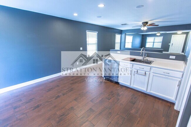 Building Photo - 9630 W Kingman St