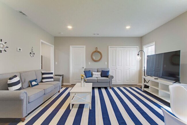 Building Photo - 1610 Cooper Foster Park Rd