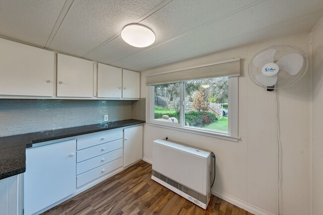 Building Photo - Cozy 1 Bedroom ADU With Stunning Pasture & Pond Views in Rescue!