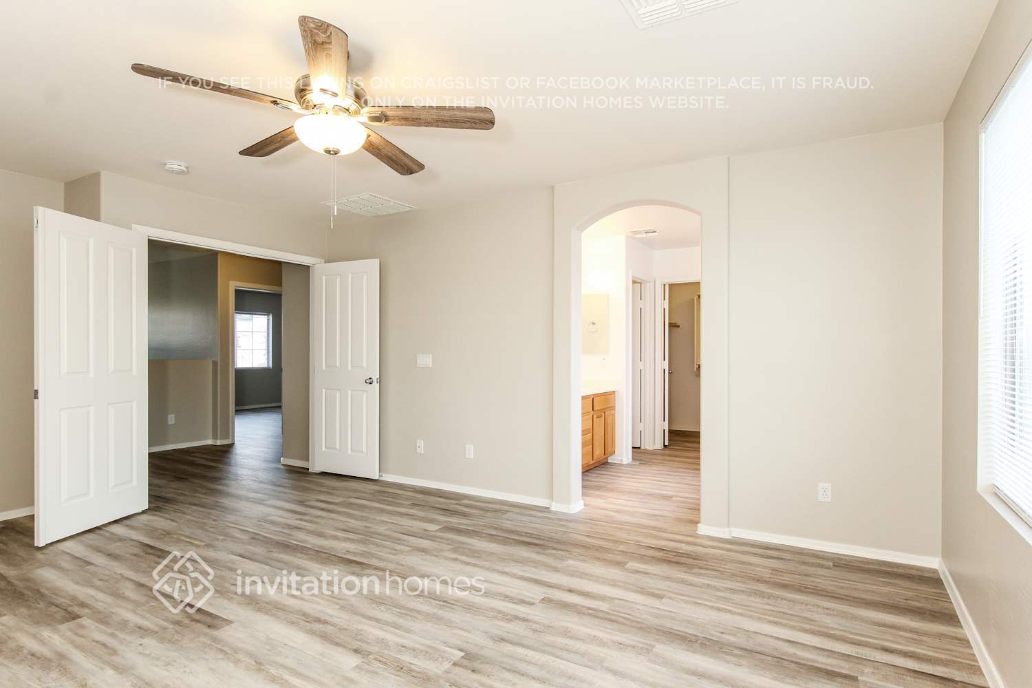 Building Photo - 14226 W Hearn Rd