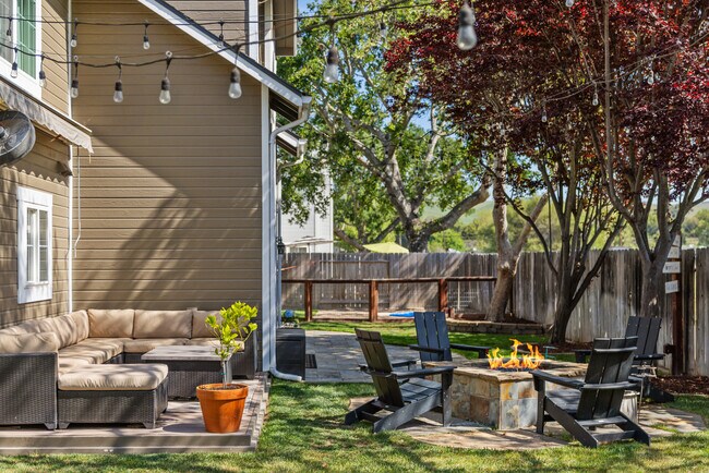 Building Photo - 836 Coiner Ct