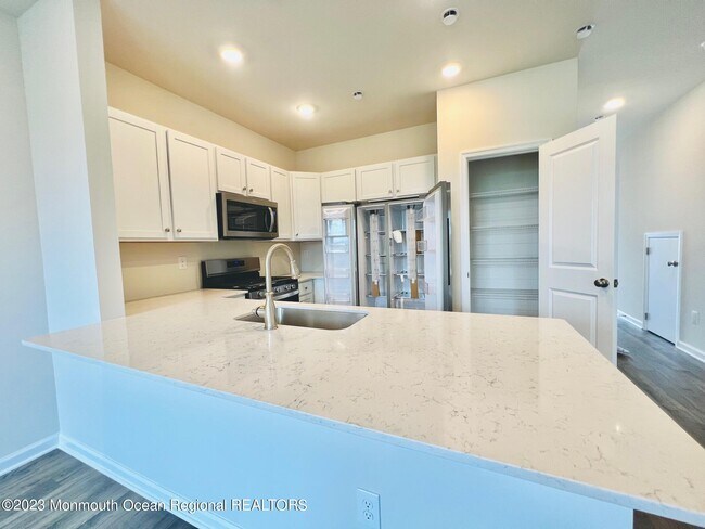 Building Photo - 38 Nelsons Way