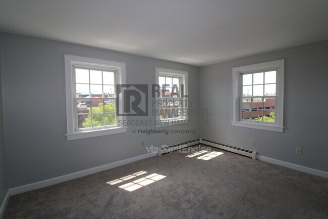 Building Photo - 55 Hanover St