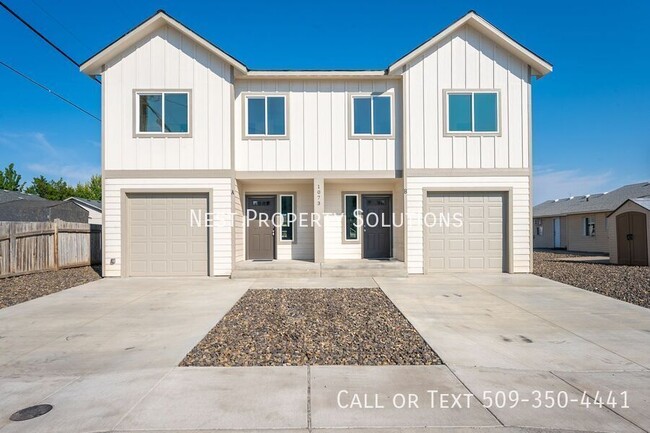 Primary Photo - 1073 S Grand Dr