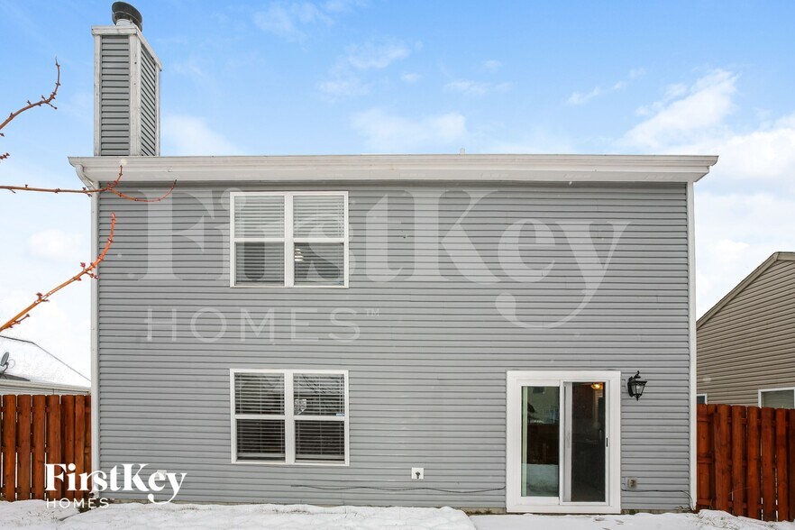 Building Photo - 8119 Rambling Rd