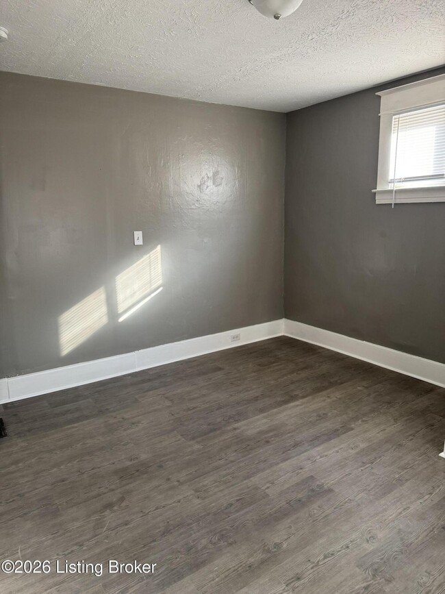 Building Photo - 829 S 37th St